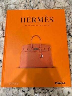Coffe table book HERMES